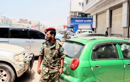 ضبط عشرات السيارات المخالفة في سادس أيام الحملة الأمنية في عدن