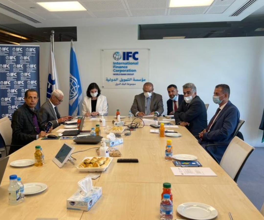 اليمن والبنك الدولي يناقشون المشاريع المتبقية والمشاريع الجديدة في الاردن