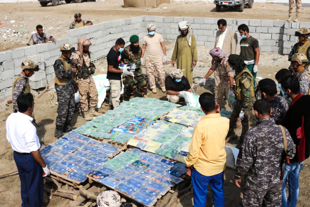 إحراق 193 كيلو من الحشيش في عدن