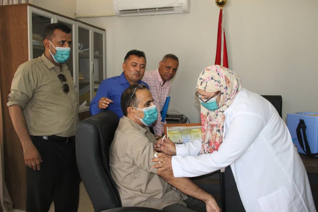 وزير الصحة يدشن فعاليات الجرعة الثانية للقاح كورونا