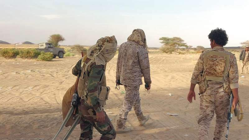 الجيش اليمني يستعيد مواقع في البيضاء ..ومحاولات حوثية في مأرب