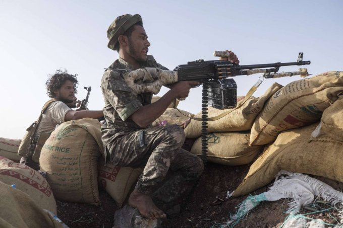 تصعيد حوثي يواكب التحركات الأميركية الجديدة لإنهاء الحرب في اليمن