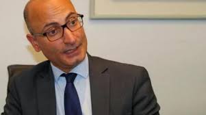 السفير الفرنسي لدى اليمن يدلي بتصريح ضد الحوثي
