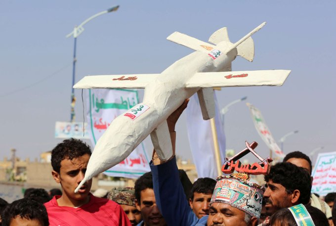 الطائرات الحوثية المسيّرة إرهاب طائر وابتزاز سياسي