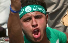 الانقسامات داخل الإخوان في مصر تتزايد مع ضيق مساحات المناورة السياسية