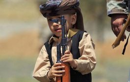 صحيفة دولية : جماعة حوثية تضع الأطفال على خط المواجهة