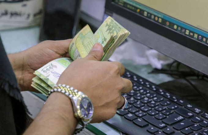 الشرعية اليمنية تبحث عن تسوية لمتأخرات صندوق النقد العربي