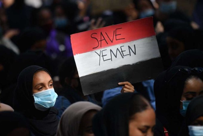 فشل الحل السياسي يحول الصراع في اليمن إلى مجرد أزمة إنسانية