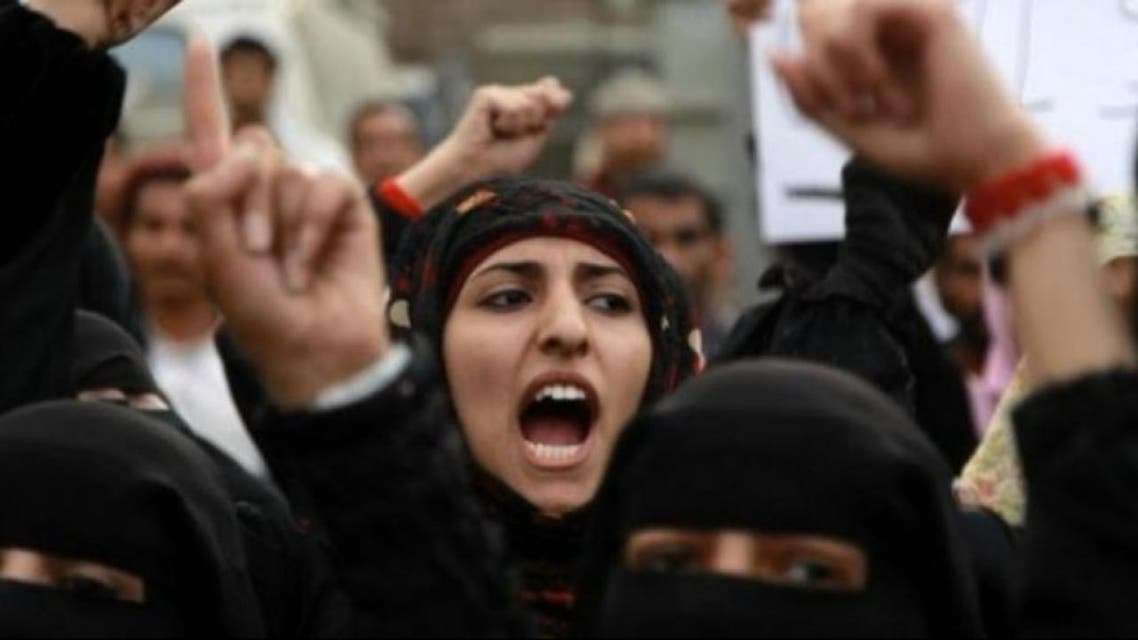 ارقام وتفاصيل .. الحوثي ينتهك النساء في 19 محافظة يوثقها تقرير كامل