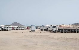 بعد مناشدة المواطنين .. مدير عام البريقة يخصص مواقف لناقلات المشتقات النفطية 
