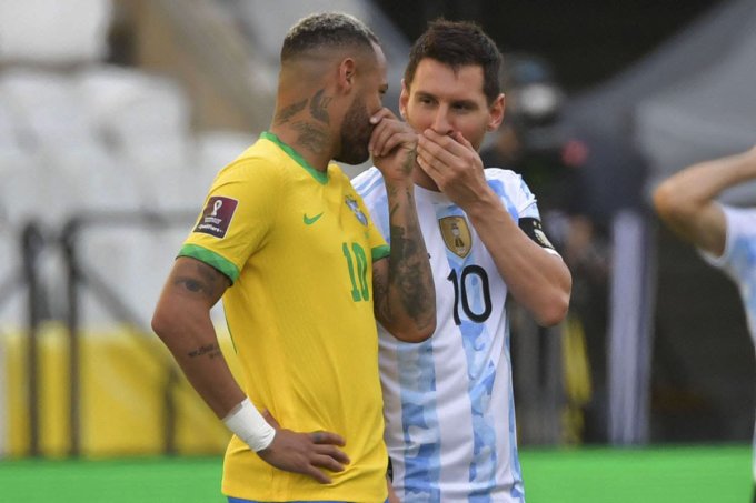 فيفا يتوعد البرازيل والأرجنتين بقرار تأديبي
