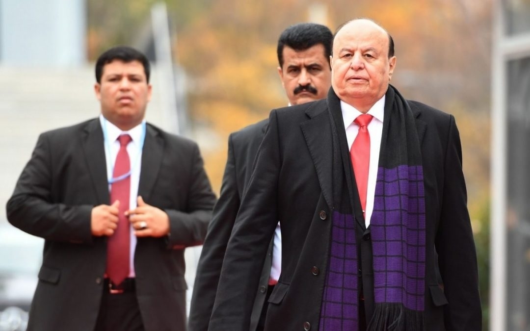 دبلوماسي يمني : ممارسات كبار موظفي الرئيس تثير القرف والاشمئزاز