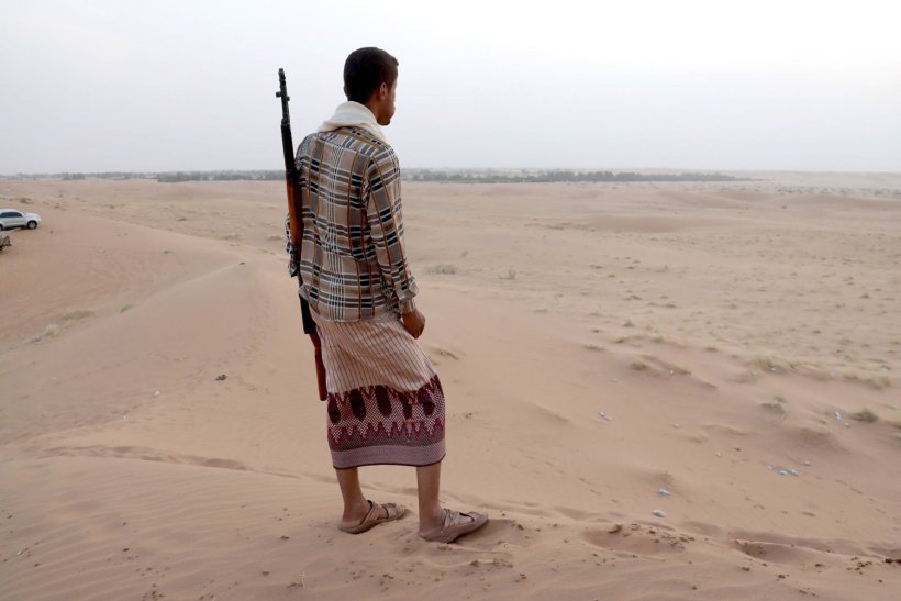 تصعيد حوثي في البيضاء وأبين يتزامن مع لقاءات المبعوث الأممي في الرياض