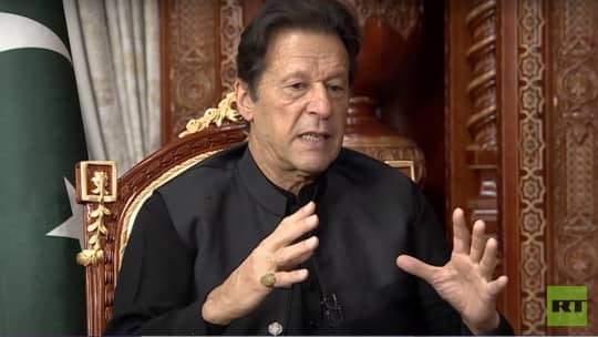 عمران خان لـRT: أتوقع تغير 