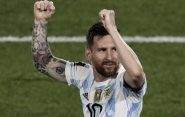 الأرجنتين يكتسح أوروجواي وميسي يسجل هدفه الدولي رقم 80