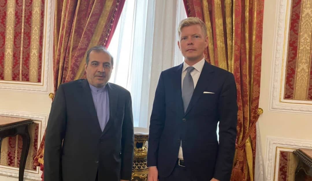 المبعوث الأممي يؤكد على الحاجة الملحّة إلى خفض التصعيد الحوثي في مأرب