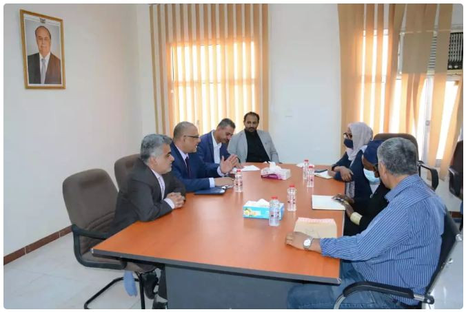 الوزير باذيب يطالب بتوسيع نطاق عمل برنامج الأغذية العالمي