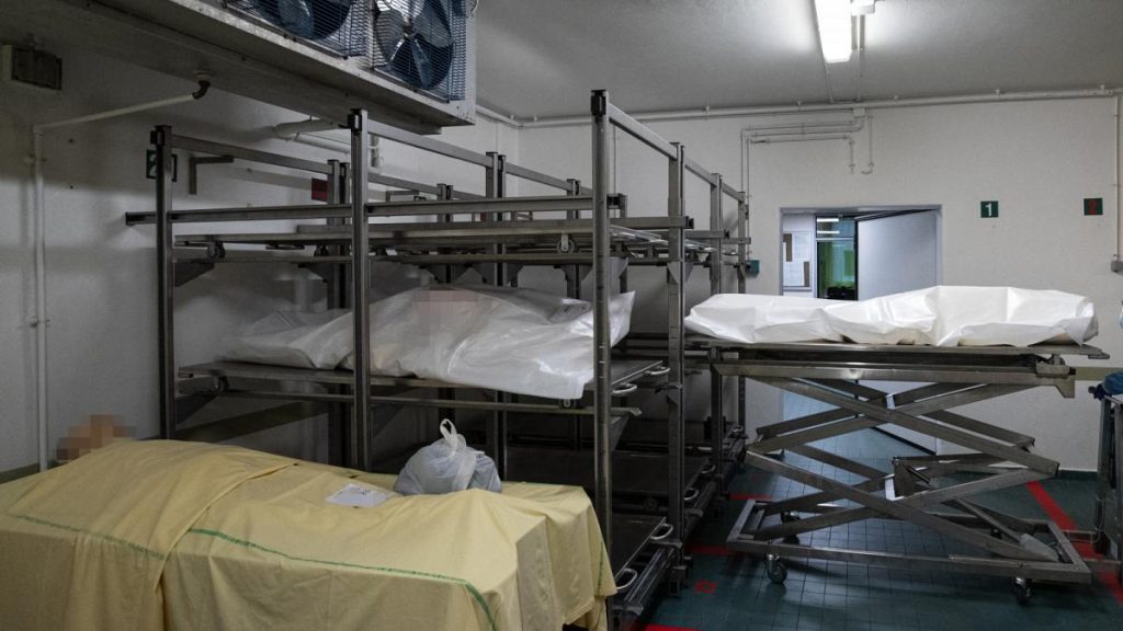 هندي يقضي ليلة في ثلاجة مستشفى على أنه ميتاً وتبيّن أنه على قيد الحياة