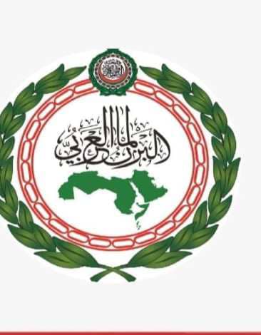 البرلمان العربي :  زوارق الحوثي المفخخة تهدد أمن وسلامة الملاحة البحرية