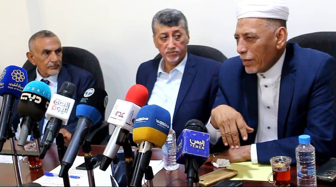 الغرفة التجارية والصناعة بعدن تصدر بيان استثنائي 
