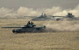 القوات الروسية تنشر الدبابات والقناصة على خط النار مع اوكرانيا