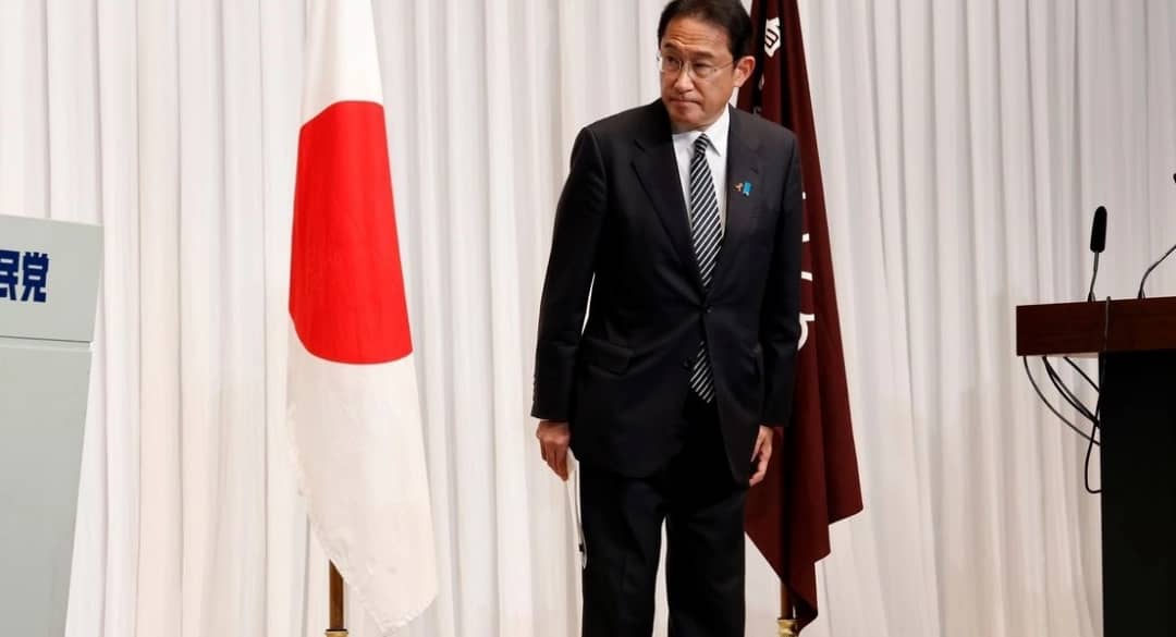 رئيس وزراء اليابان في “منزل مسكون بالأشباح”! وهكذا كانت ليلته الأولى