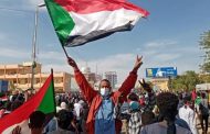 صحف عربية : مظاهرات السودان .. في الذكرى الثالثة للثورة إلى متى يستمر الصراع بين الجيش وقوى التغيير؟