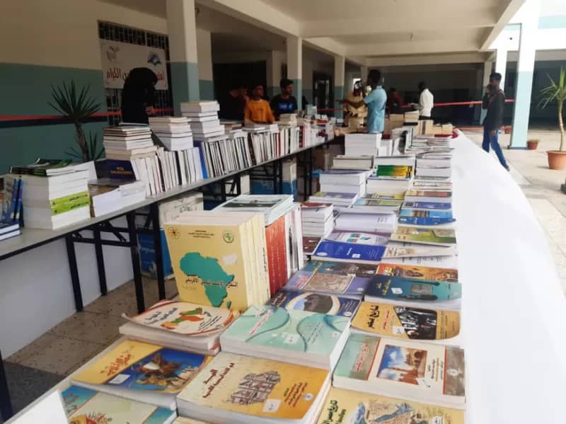 معرض الكتاب لدار نشر عربية شهيرة في عدن