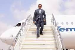 رئيس الحكومة يعود إلى عدن 