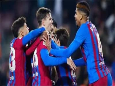 برشلونة يعلن عن إصابة 3 لاعبين بفيروس كورونا