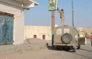 ألوية العمالقة الجنوبية تزيل صور وشعارات للحوثي بالنقوب مع سقطوا لعشرات من الحوثيين 