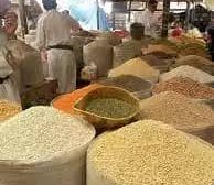 دارسة اقتصادية تفضح الحوثيين : انخفاض مخيف لانتاج اليمن من القمح 