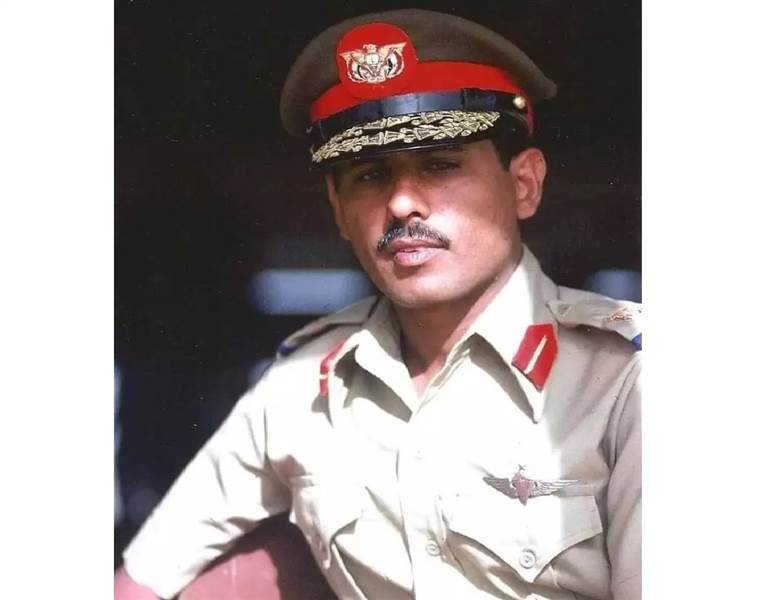 الموت يغّيب قائد قوات المظلات وعضو مجلس قيادة الثورة السابق