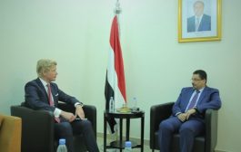 غروندبرغ يؤكد مواصلة جهوده الدبلوماسية وبن مبارك يدعو إلى موقف دولي ضد تصعيد الحوثيين