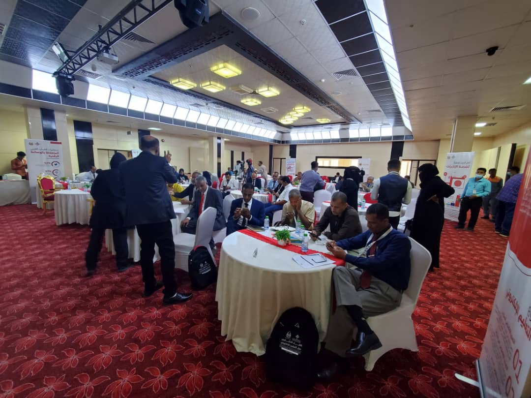 اللقاء التشاوري حول التعليم الإلكتروني يواصل أعماله بالمكلا