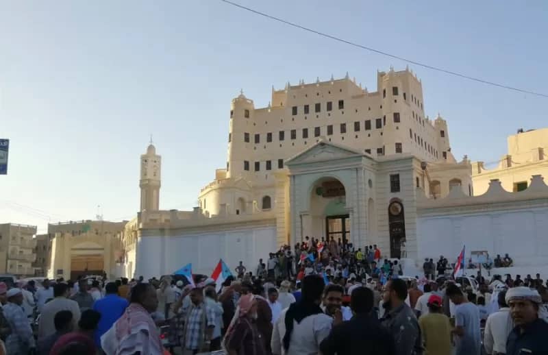 لخلاص من قوات العسكرية الأول .. حضرموت تحتشد سلمياً في سيئون