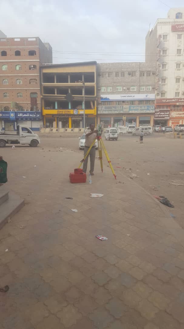استعدادات لتنفيذ مشروع صيانة وإعادة تأهيل الشارع الخلفي للسجن وسوق المنصورة