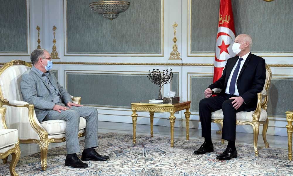 لطبوبي يفتح طريق المصالحة مع قيس سعيد: البرلمان بات من الماضي