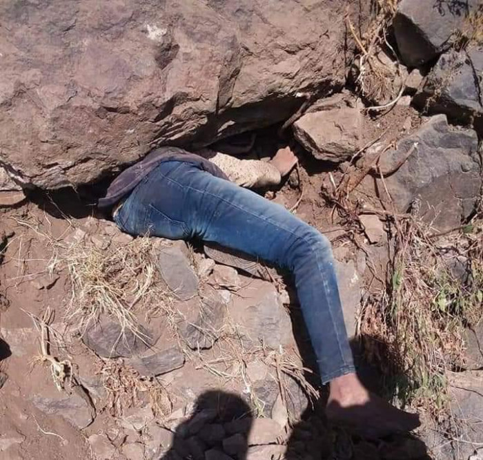 العثور على شاب تحت صخرة بمنطقة في محافظة إب