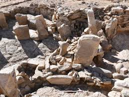 اكتشاف مزار في صحراء دولة عربية عمره 9000 عام