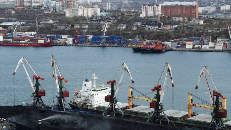 روسيا تفرض حظرا على قائمة طويلة من الصادرات لنهاية 2022