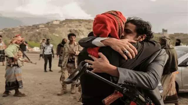 رويترز : جولة مفاوضات جديدة بين الحكومة الشرعية والحوثيين بالرياض