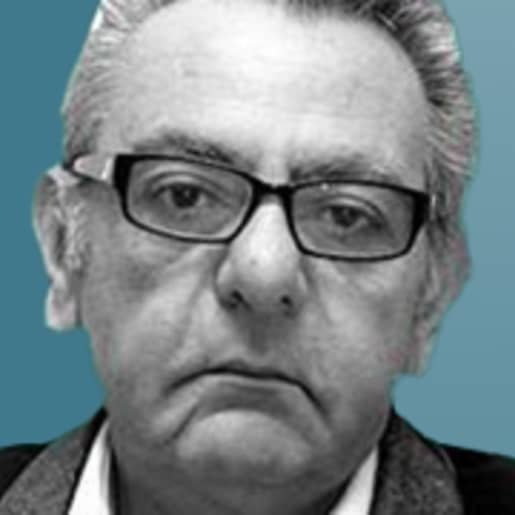 في ما خصّ تعدّد الأقطاب والقطب الواحد