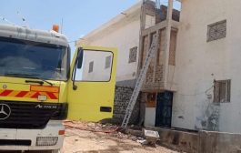 الدفاع المدني بالمهرة يتمكن من إخماد حريق في مبنى بمدينة الغيضة