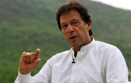 أزمة باكستان : البرلمان يصوت اليوم على عزل رئيس الوزراء عمران خان