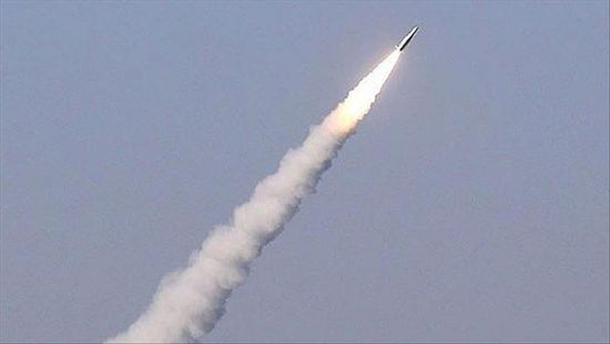 جماعة الحوثي تستهدف مأرب بصاروخ باليستي