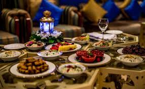 دراسة تكشف سبب الخمول بعد تناول الإفطار في رمضان