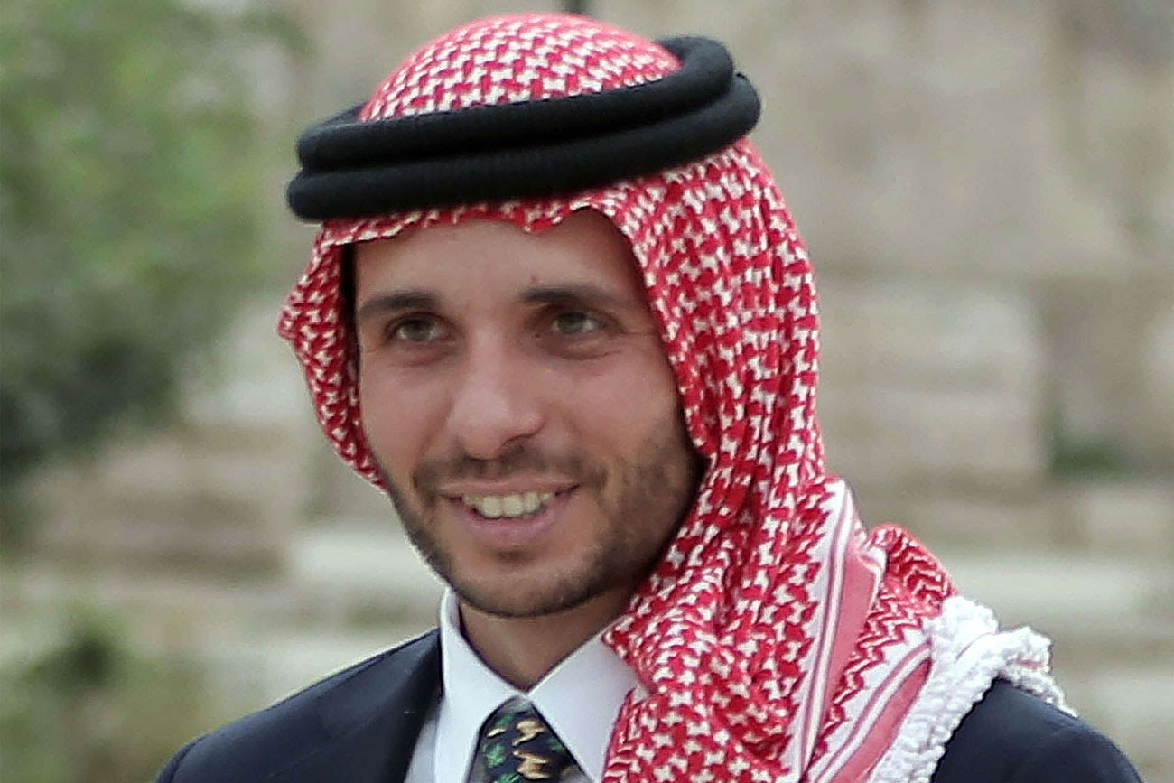 دوافع التمرد ما زالت قائمة .. تخلي الأمير حمزة عن لقبه نقطة ضد العاهل الأردني