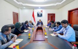 رئيس الوزراء يرأس اجتماع في عدن لمناقشة الأوضاع الاقتصادية والخدمية واستيعاب تعهدات الاشقاء