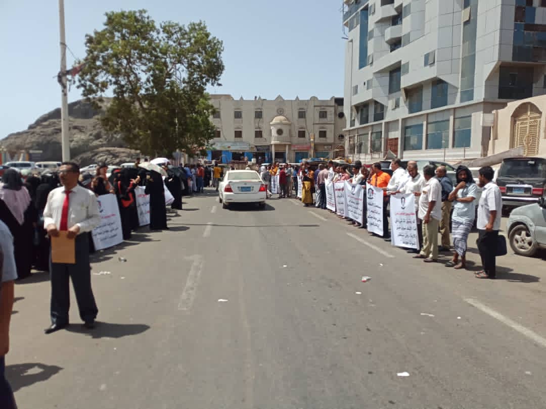مدير مكتب رئيس مجلس القيادة يستهل نشاطه بلقاء لجنة النقابة والمعينين أكاديميا 